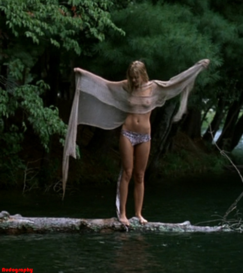 furiousgibbon:  Jaime King - Happy Campers (2001) [source] 