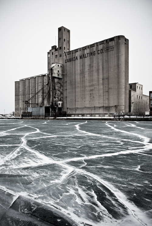 n-architektur:  silo and ice by Sam Javanrouh porn pictures