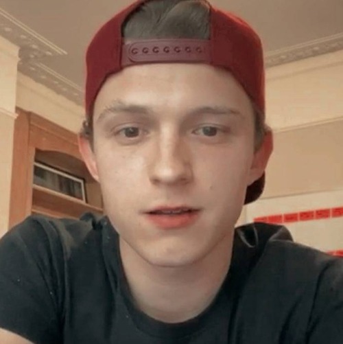 Tom Holland Icons