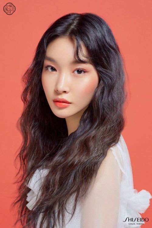 Kim ChungHa Can Slay Any Hair Colour / Style by Vf. 