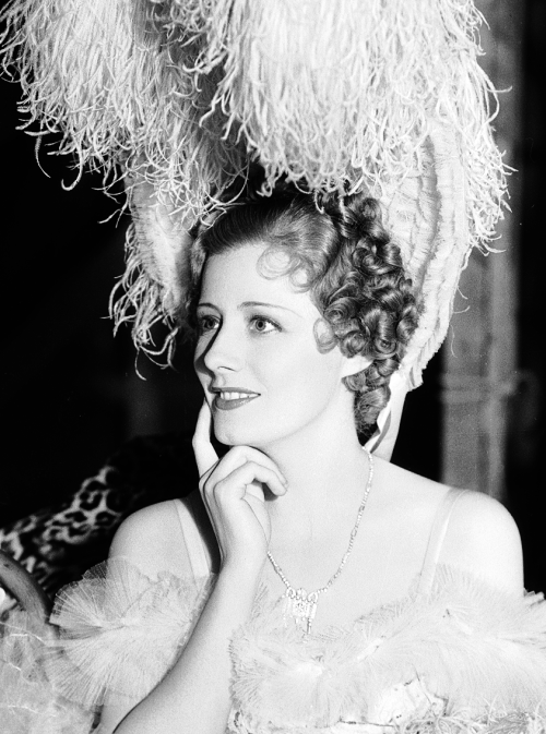 mariondavies:Irene Dunne on the set of The Secret of Madame Blanche, 1933