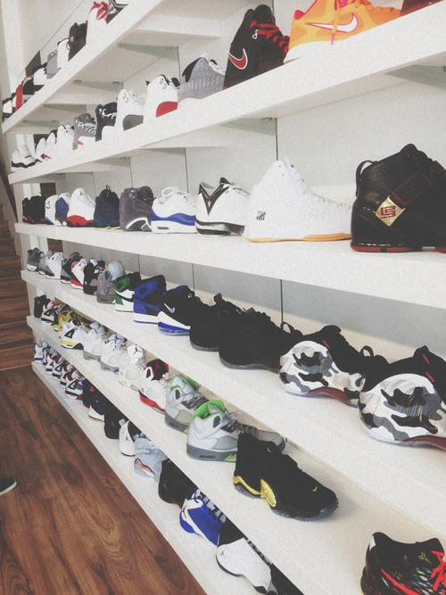 dope-diamond-bro:  follow me on tumblr† add me on facebook† and follow my instagram†
