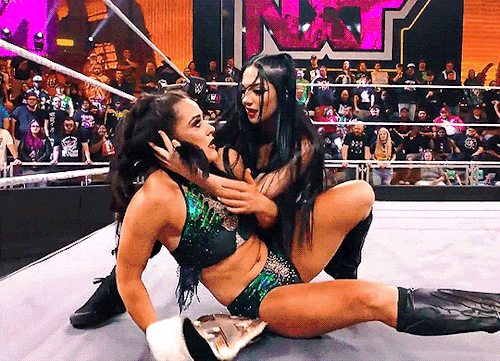 Tatum Paxley & Lyra Valkyria /// Mickie James & Trish Stratusrequested By @the-hanged-lover