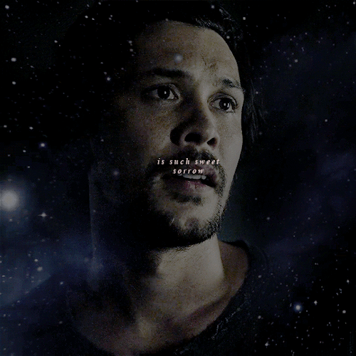 bellarkegifsdaily: won’t you come back to me?