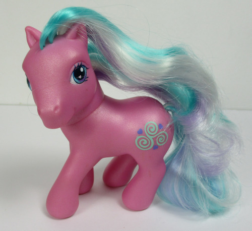 It’s My Little Monday!With&hellip;G3 Pony First Version Toola Roola!This is an interesting one, firs