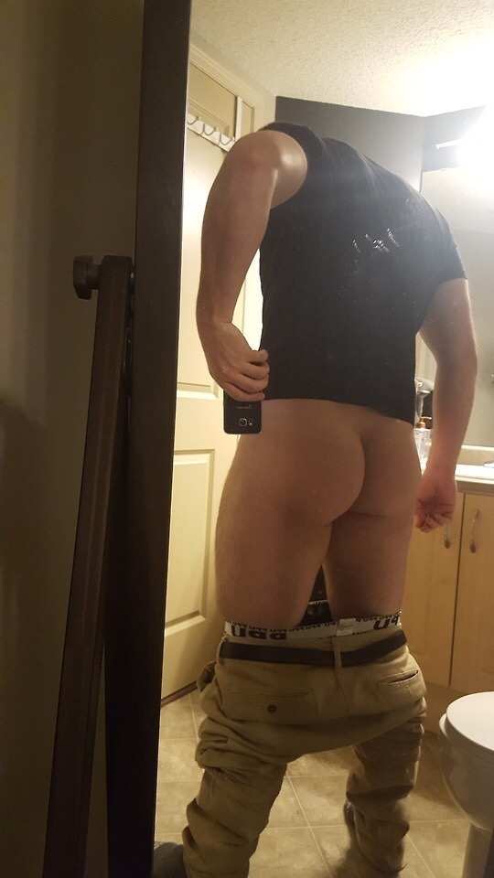 butt-boys: Sent in by a follower. Very hot.  