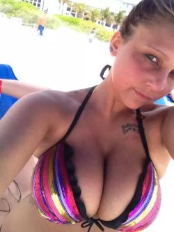 whatbustygirlsdo:  Just Thinking Motorboat !!