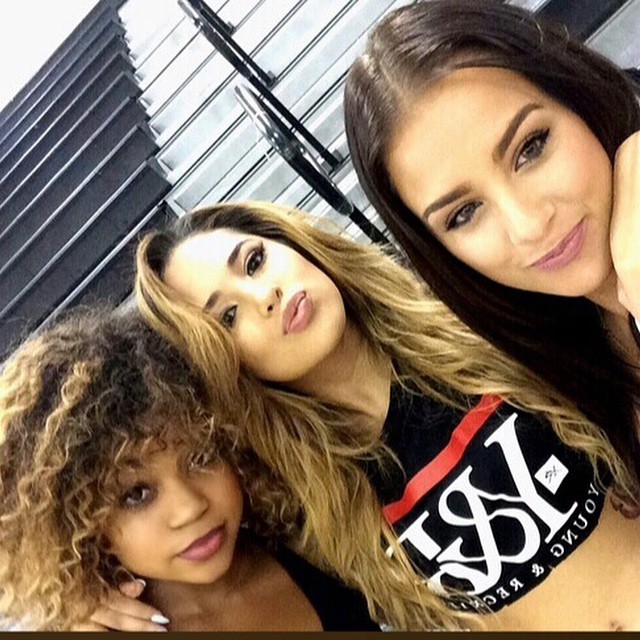 villegas-news:  cachemelvin: Reunited with my babes! @jasminevillegas @kkabili 💋❤️