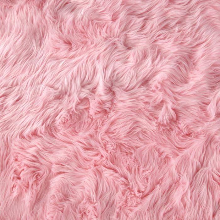 aesthefrick:  Pink Fur  
