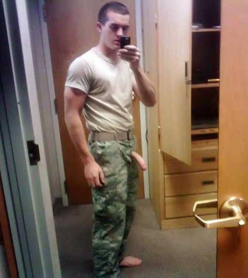 unclemike666:  servicing sweaty service men—the best way I know to give back to the soldiers who serve this country 
