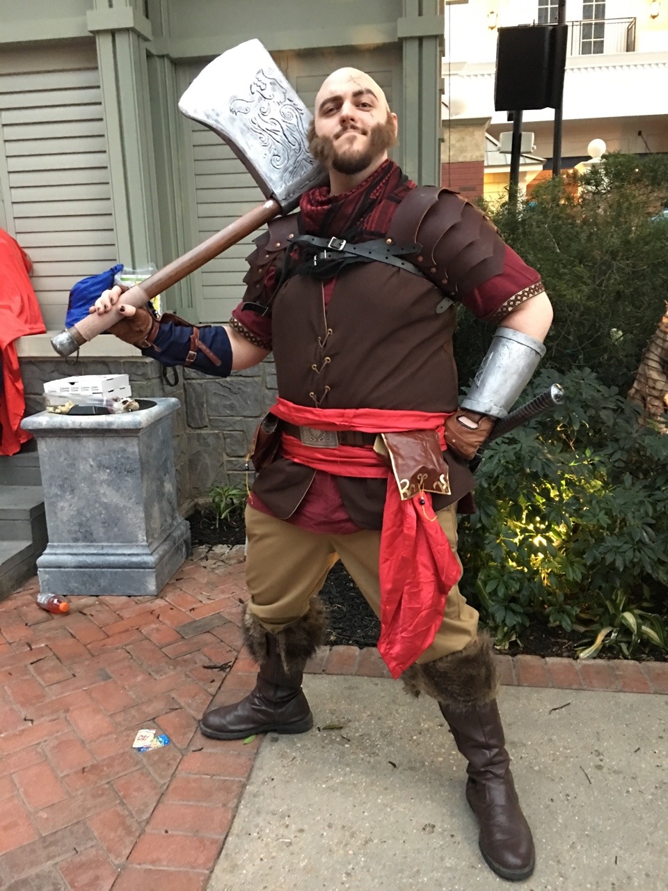 scarecrow-hero:  You guys wanna see my Magnus Burnsides cosplay from Friday of Katsucon