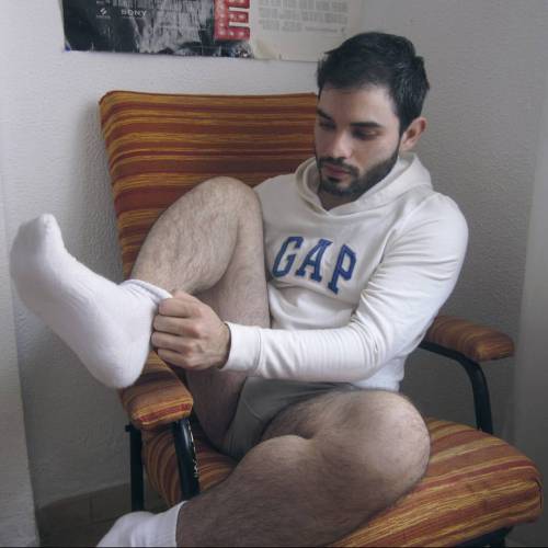 notyourprince:Preparándonos! 👕👖👟 Getting ready!👕👖👟