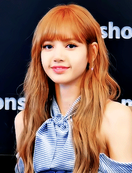blinkbpink:  a cutie expressing all her emotions ♡ for her 1st Fansign in Bangkok