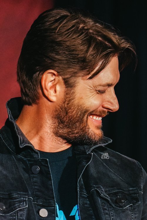 justjensenanddean: Jensen Ackles | IndyCon (April 3, 2022) [x] [x] [x] [x]