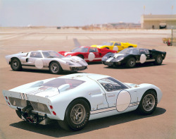 gasinblood:  1965 Ford GT40 Mk II by Auto