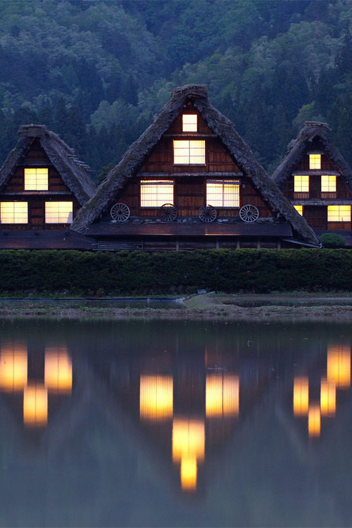 thekimonogallery / Shirakawa-go, Gifu, Japan