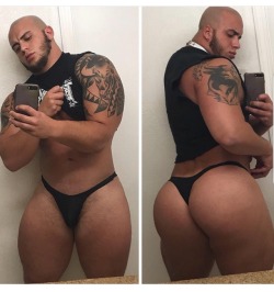 bigbitchass:  tomasito66:  hijoprieto8:thesavagepapi:  #Repost  Coño I just had to share this dude with you all. Over the top sexy man, What can I say, Mmmm!   People fetishize your big bitch ass 