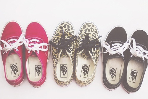 Vans | via Tumblr på We Heart It http://weheartit.com/entry/84386411/via/ChloeBrdt