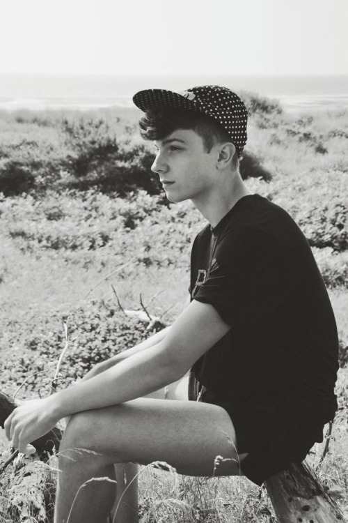 strangeforeignbeauty:  Jon Mayling | Photographed by Ian Cole for Carbon Copy #18 [ b&w | male models | popular | facebook | twitter | google+ | instagram ]
