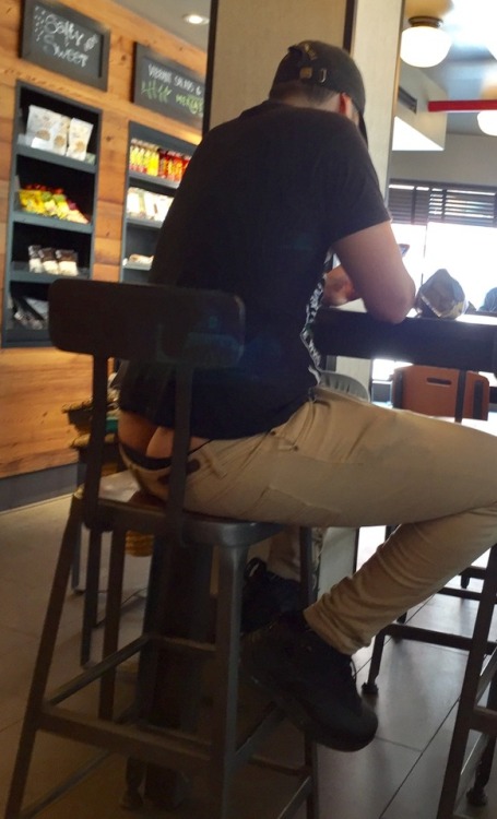 Good Lord! This boy put it all out on display in Starbucks. I was very tempted to follow him out. He