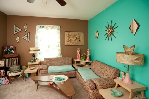 cassi-jeanxo:  Mandy Ness’s living room.