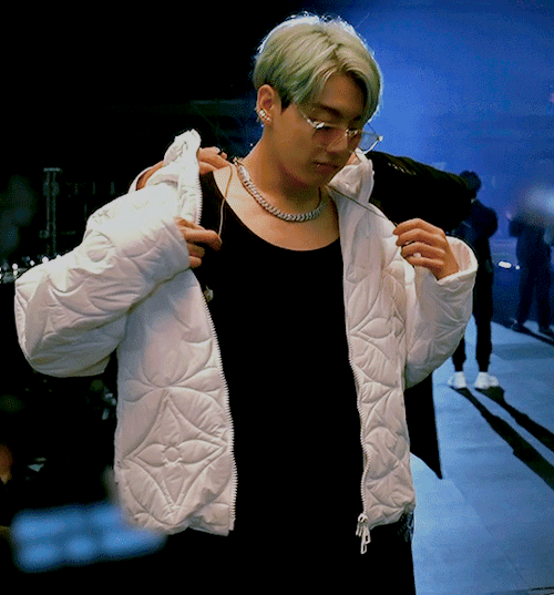 Jungkook In This Fit (cr.namuspromised)
