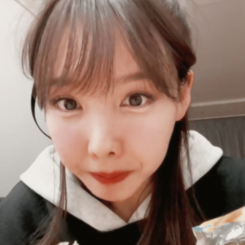 nayeon ♡(icons)like or reblog if you save and don’t repost.by ana.