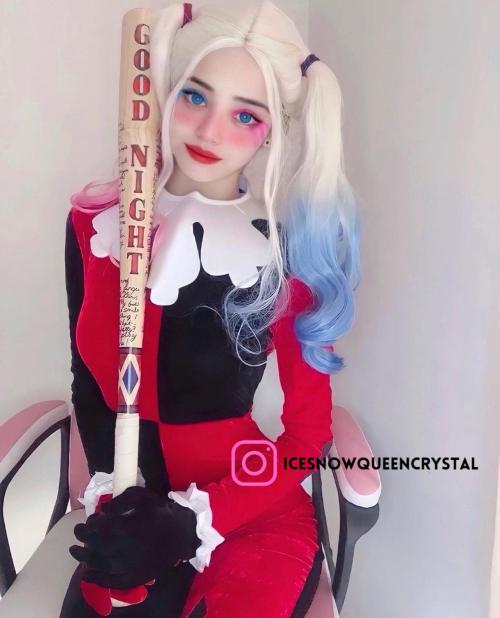 Harley Quinn cosplay ♠️❤️See more : https://webmangaplus. com/cosplay/335406/