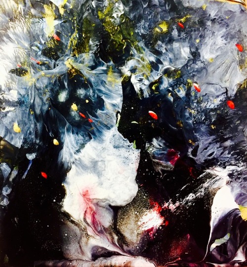 Before the universe breathed.Acrylic on paper. 2018. 