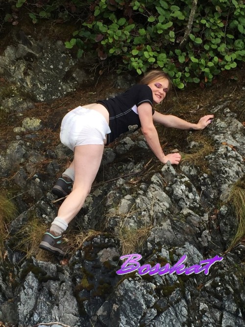 More fun crawling in a wet Tena diaper at the beach. Lots more pics to follow : ) 