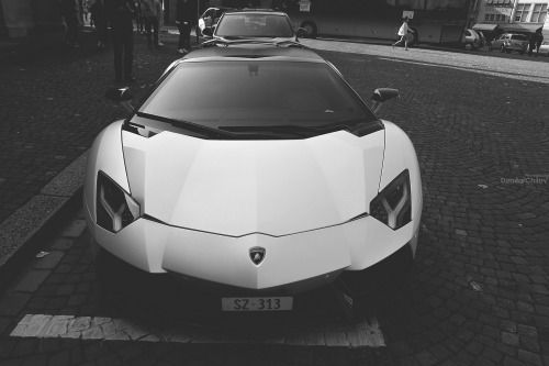 fullthrottleauto:  crash–test:   	Lamborghini Aventador LP 700-4 Roadster by Dimitar Chilov    