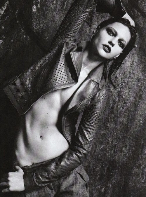 designerleather:Sasha Pivovarova