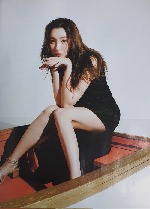 Sunmi for Marie Claire Korea (March 2022)scan cr. doogoodugu1