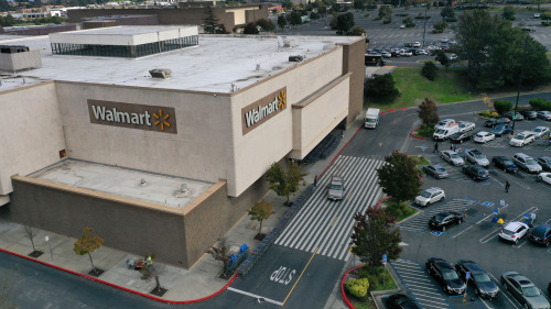 Why doesn’t every big box store have rooftop solar? | GristThe amount of space available on the roof