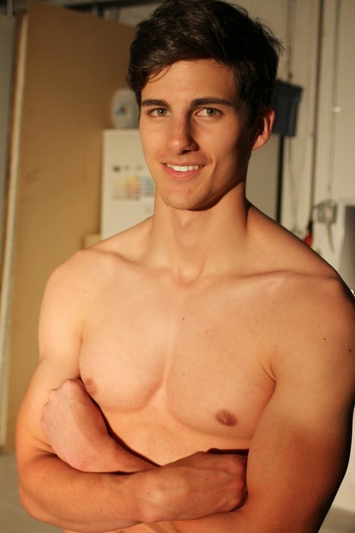 amanthing:  Visit amanthing Hunk Edition BlogWith 9 Different Categories of HOT MEN to Choose From