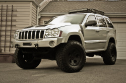 autoaddiction:  ‘05 Grand Cherokee