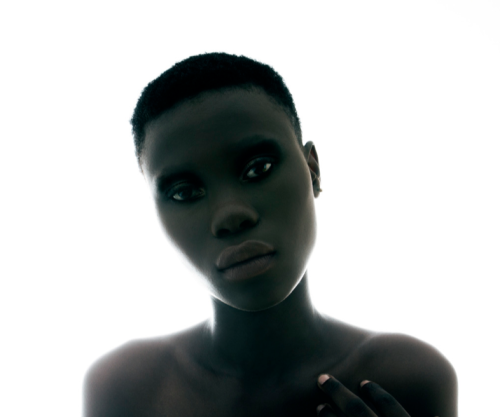 strangeasanjles:  5centsapound:  lakin ogunbanwo (Nigerian based/born photographer) *gorgeous. rivalling viviane sassen… see an interview with him via My Africa Is: The Lagos Chronicles    I had to take a minute to process the perfection of this set.