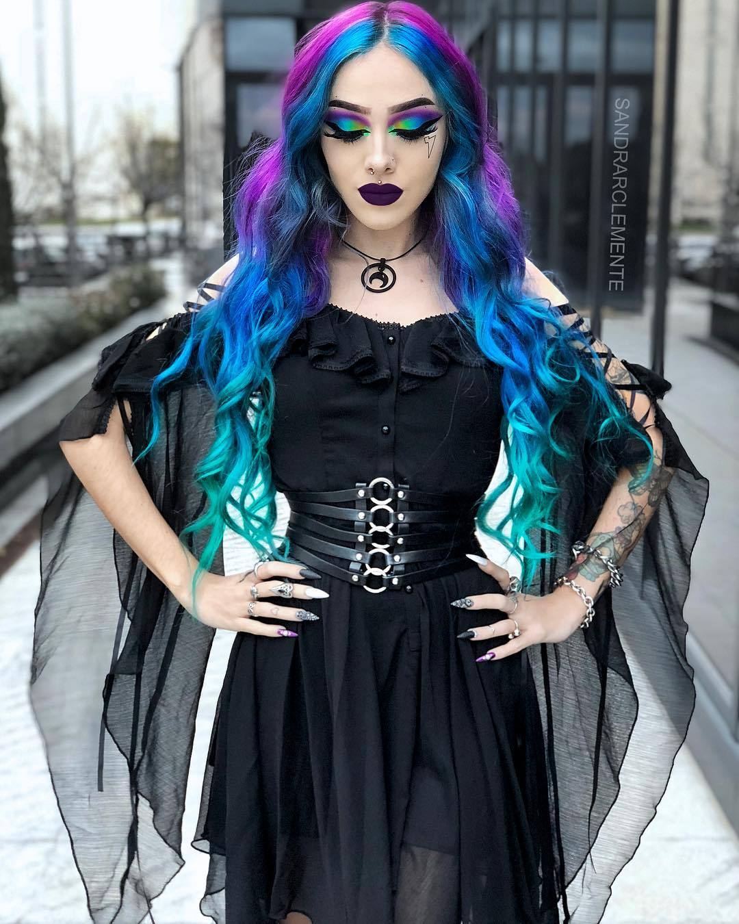 poisonnightmares:  https://www.instagram.com/sandrarclemente/