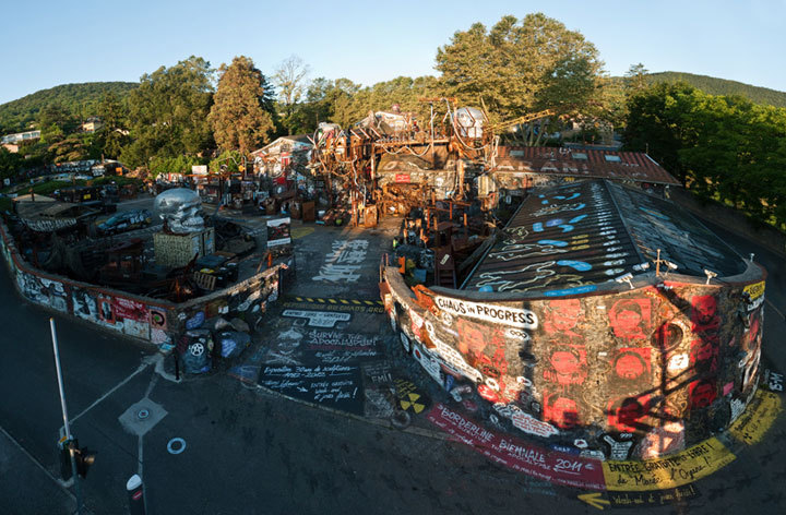 The House Of Chaos, France.I know a guu who knows that house very well. Neighbours