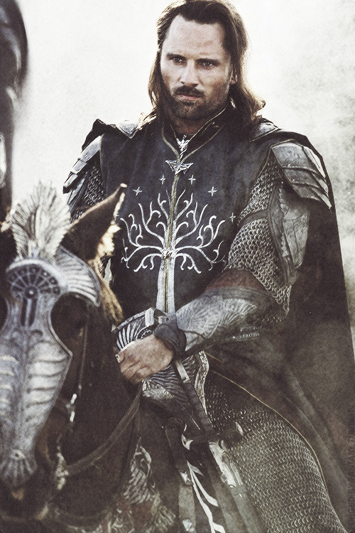  Aragorn  ”I do not fear death.” 