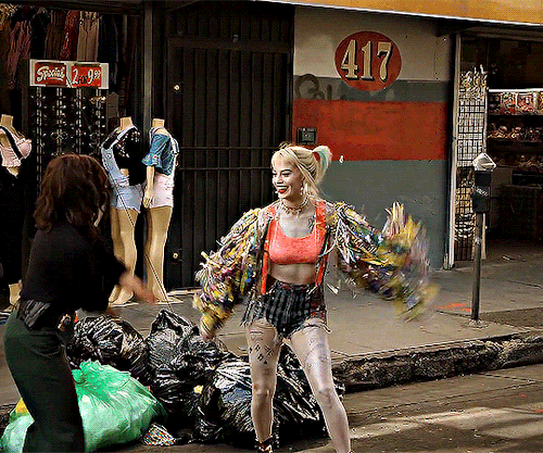 BIRDS OF PREY - Behind The Scenes