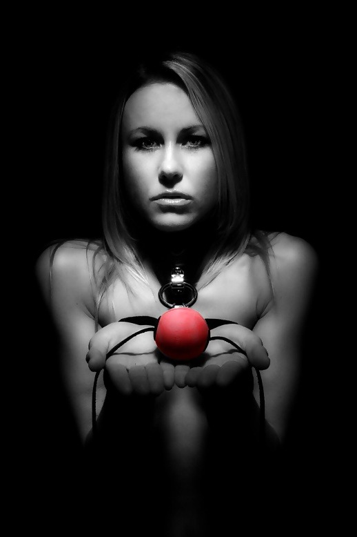 sheismypossession:  http://sheismypossession.tumblr.com/