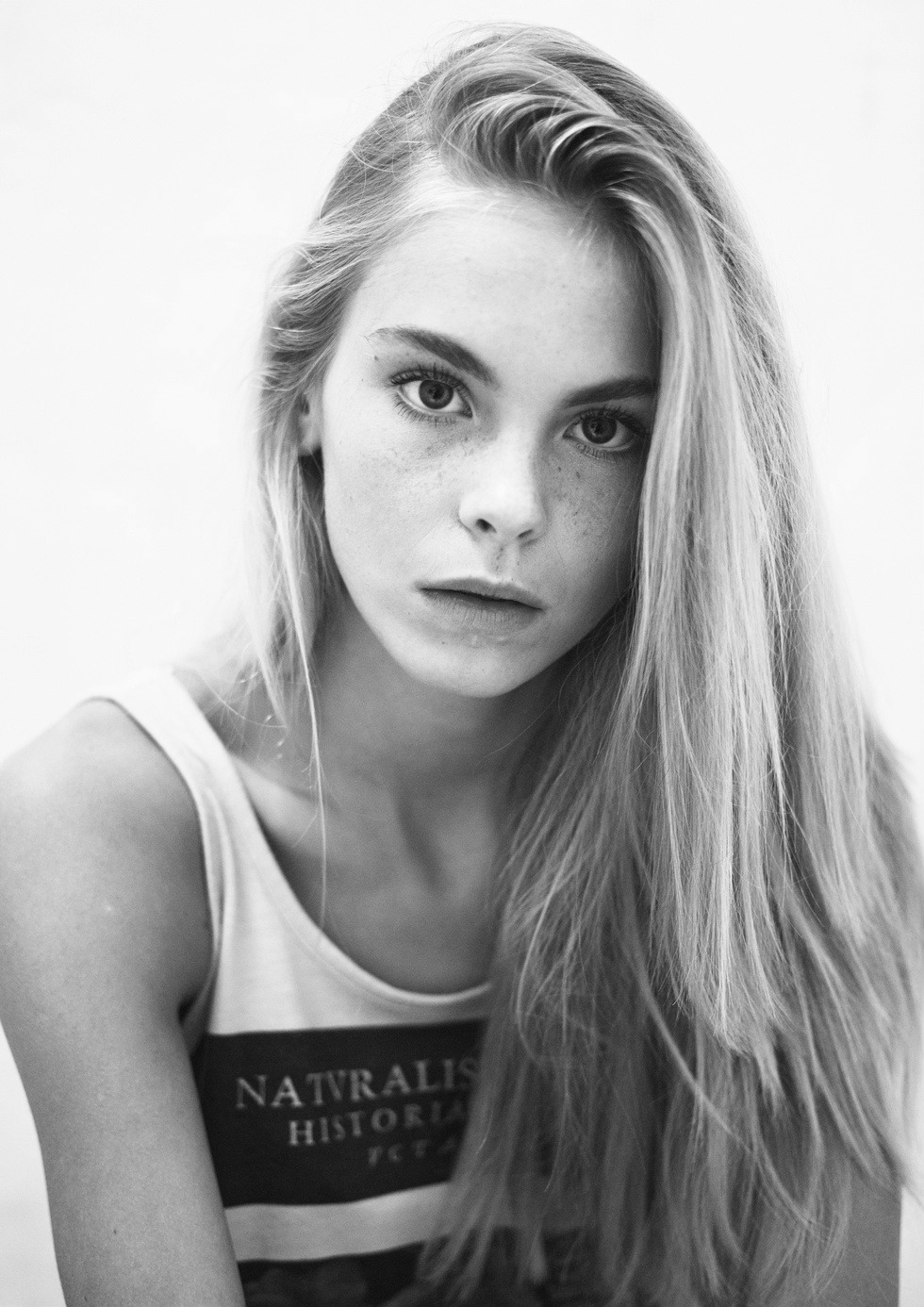hollowcasing:  Emma R. 
