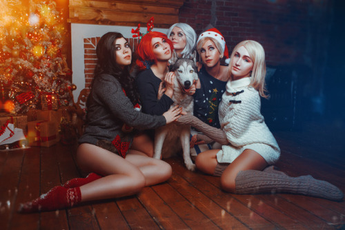 Winter Holidays | The WitcherFandom: The Witcher 3Character: Yennefer, Triss, Ves, Ciri, Keira