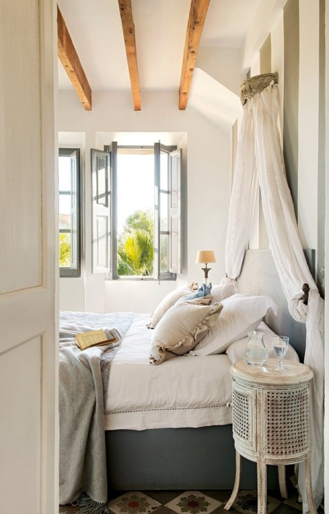 coolchicstylepensiero - master bedroom @ Mallorca