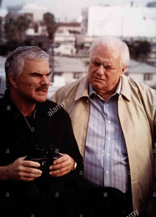 Burt Reynolds and Charles Durning in Hard Time (1998) 