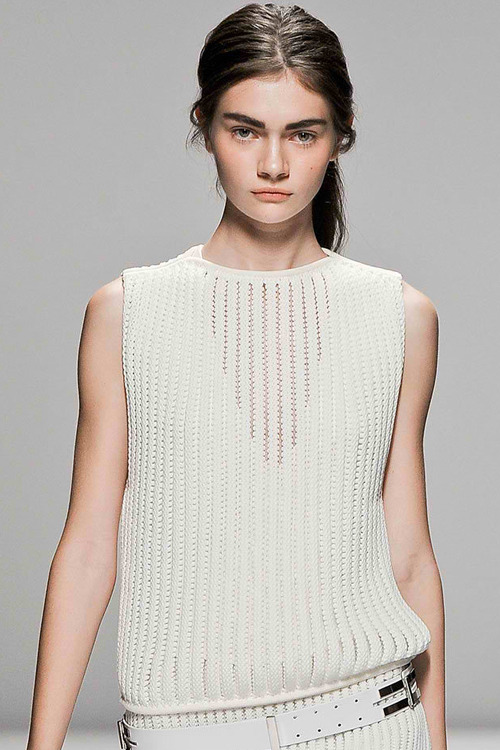 gothprada:  bleud:  Antonina Vasylchenko at Sportmax Spring 2013  Girl crush 