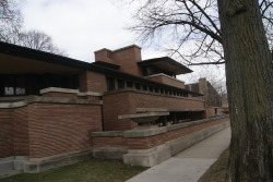 thepoetoaster:Frank Lloyd Wright buildings :)