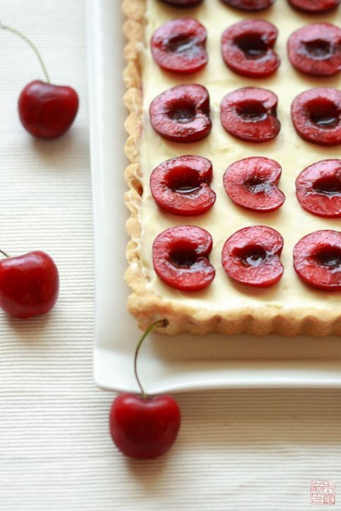 intensefoodcravings:  Cherry and Coconut Cream Tart | Dessert First      (via TumbleOn)