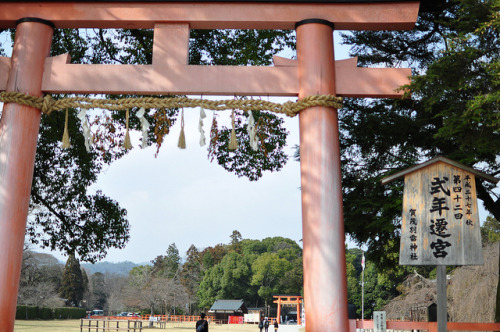 mizunokisu:@Kamigamo-jinja Shrine, Kyoto, 上賀茂神社 by hyas_private on Flickr.